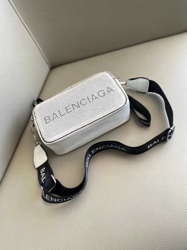 BAÚL - Coach / Balenciaga 1.1 - Image 4